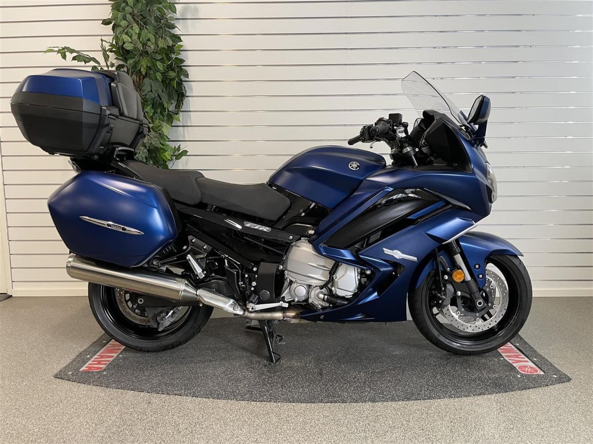 2021 yamaha fjr
